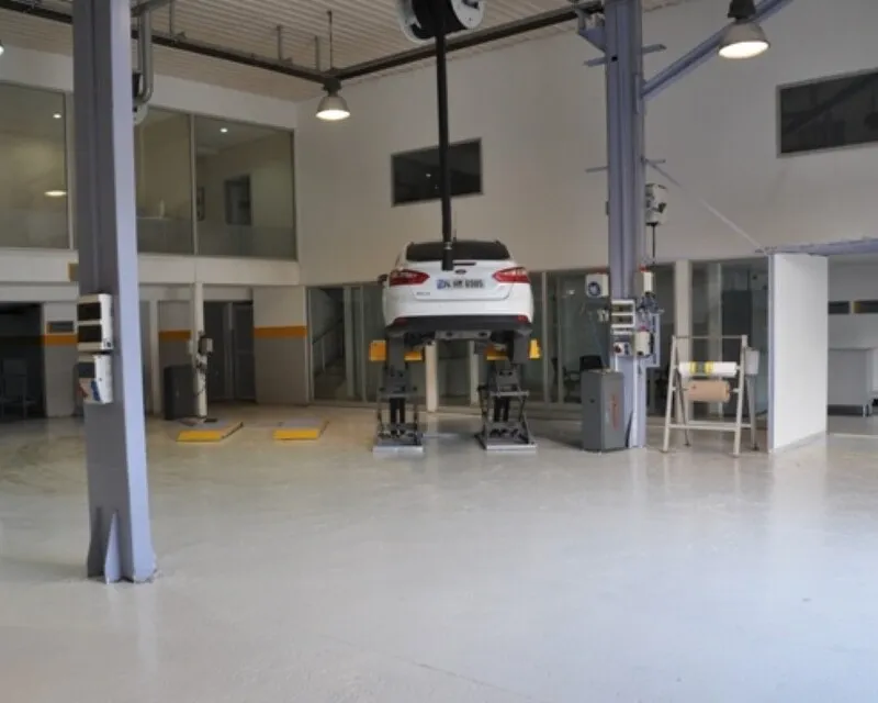 Düzce Merkez Oto Servis iç görünüm