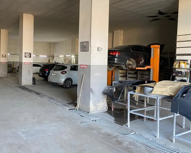 Elazığ Merkez Oto Servis iç görünüm