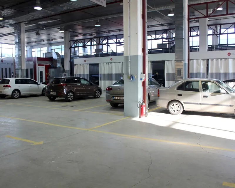İstanbul Kartal Merkez Şube Oto Servis iç görünüm