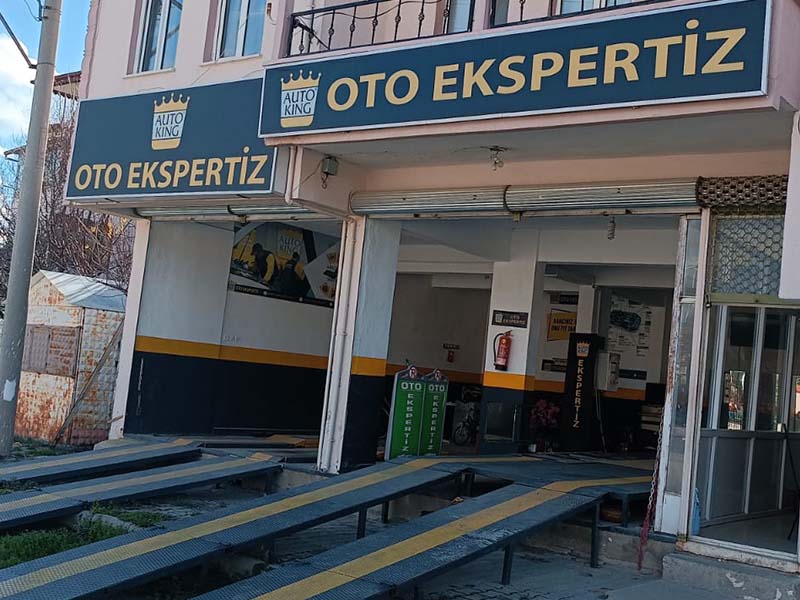 Afyon Dinar Oto Ekspertiz sağdan dış görünüm