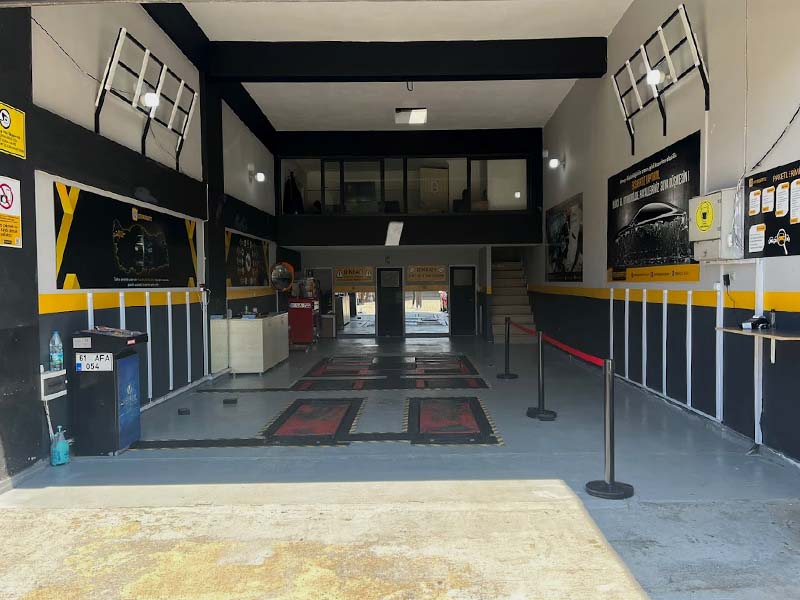 Trabzon Vakfıkebir Oto Ekspertiz iç görünüm